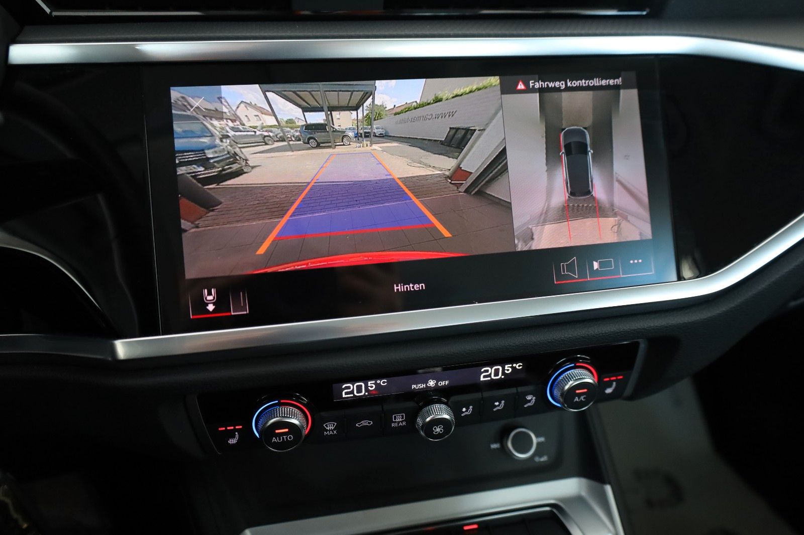 Fahrzeugabbildung Audi Q3 40 TDI quattro,TLeder,Navi,LED,360°Kamera,AHK