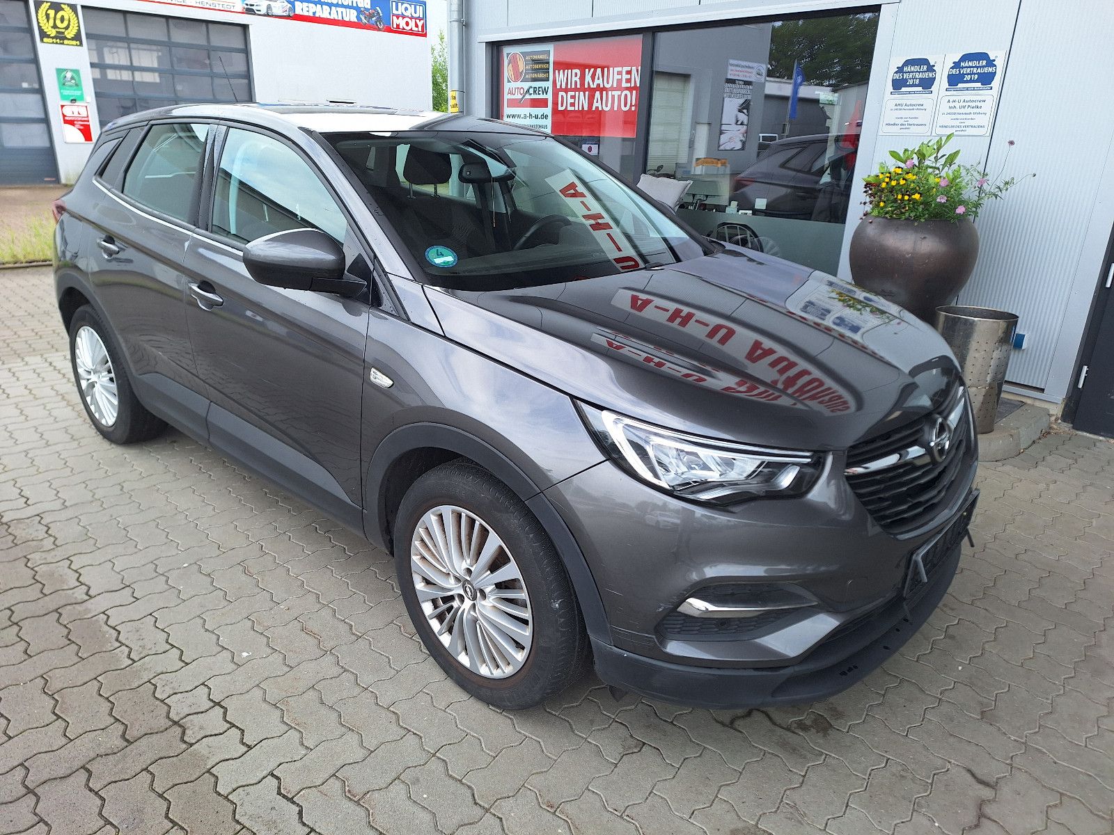 Fahrzeugabbildung Opel Grandland (X) Edition