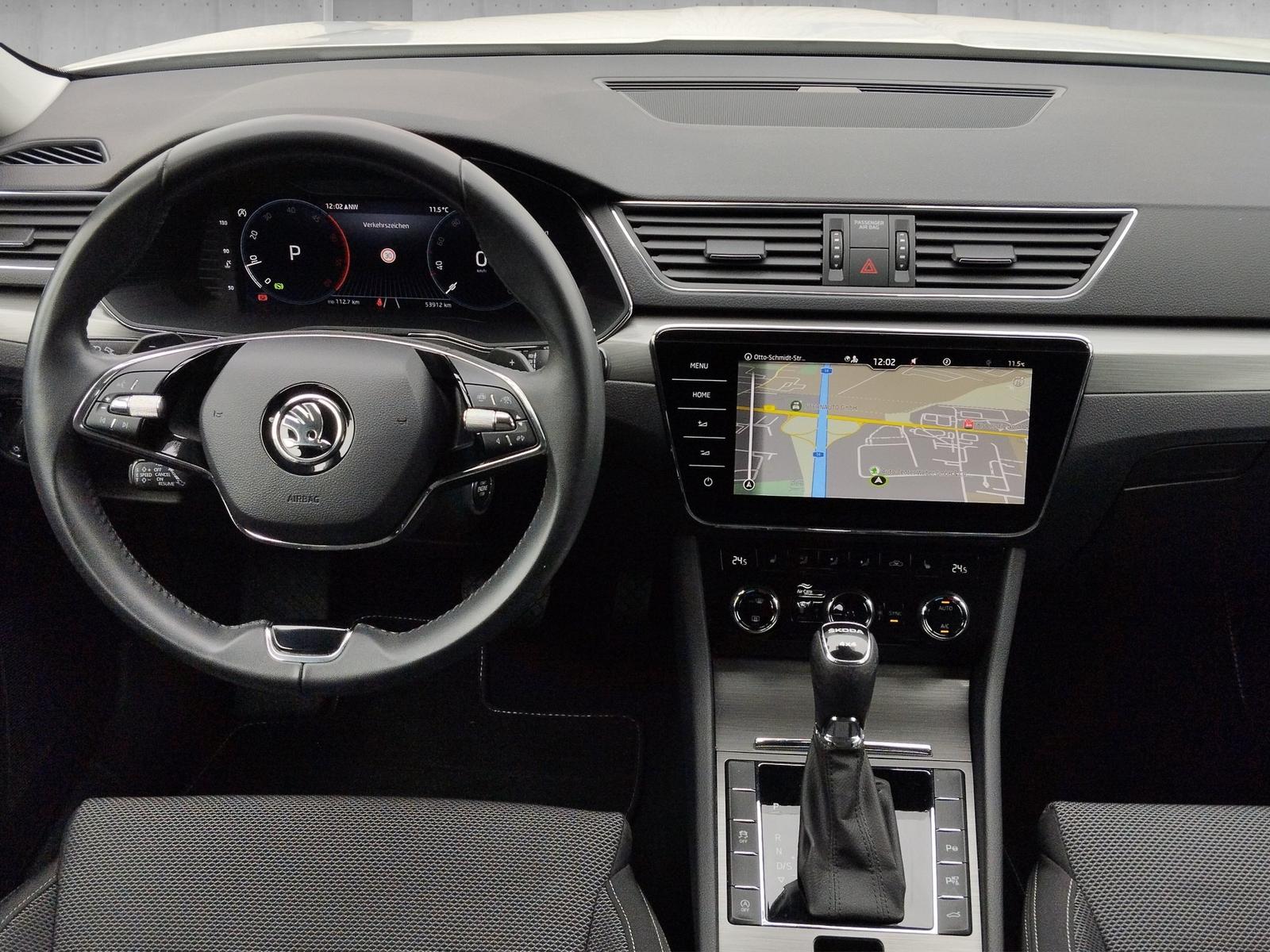 Skoda Superb Combi 2.0 TDI Style 4x4 DSG 360°*ACC*AHK