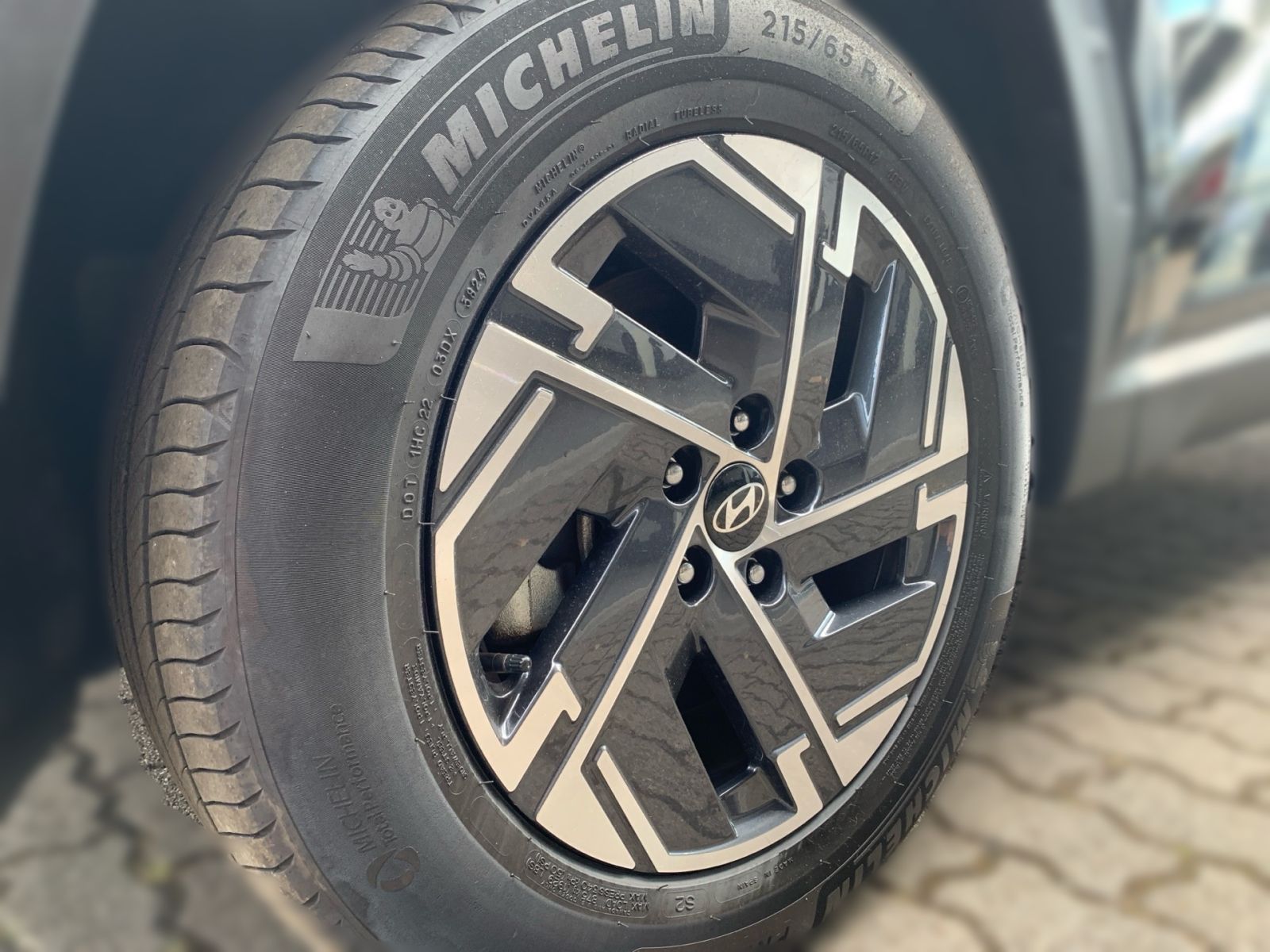 Fahrzeugabbildung Hyundai TUCSON 1.6 T-GDI Select Hybrid Navi LED Sitzheiz