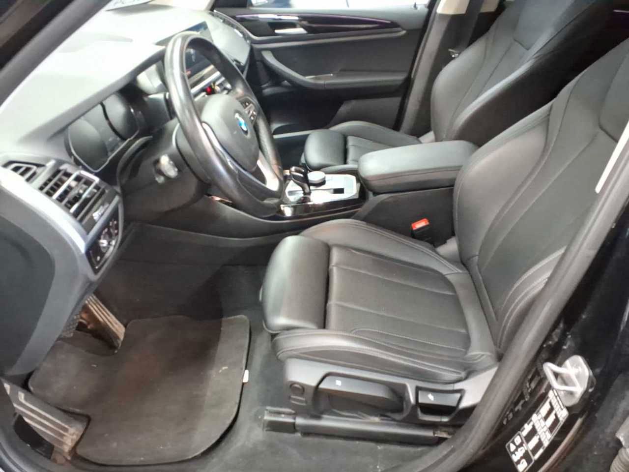 BMW X3 xDrive20d Aut. Navi Leder AHK LED SHZ foto 3