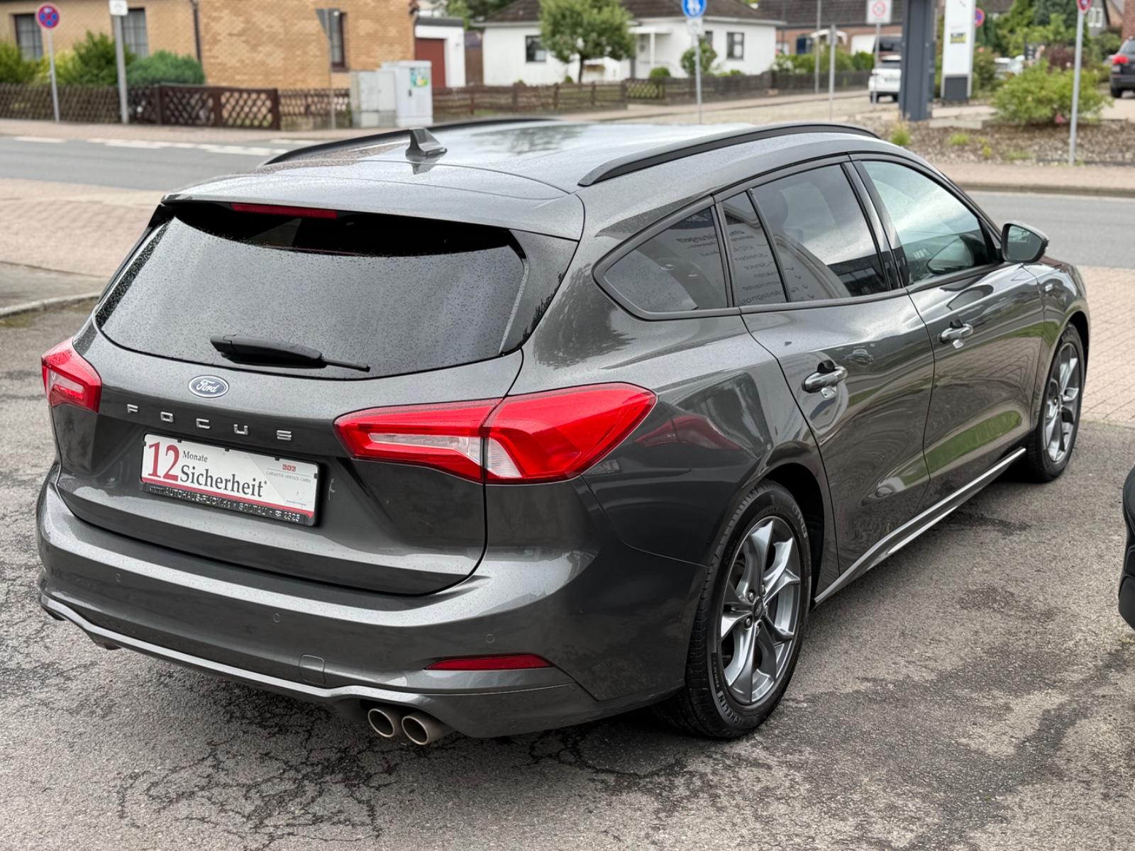 Ford Focus Turnier ST-Line/Navi/Keyless/Tempomat/LED