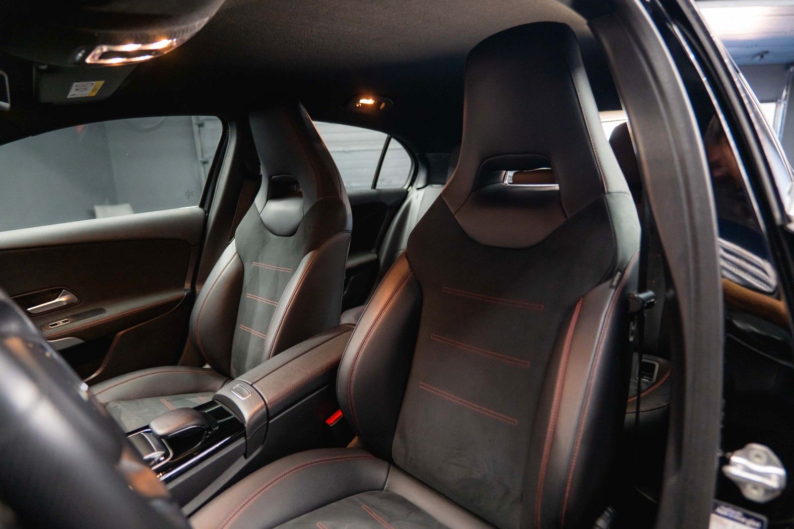 Fahrzeugabbildung Mercedes-Benz A 200 AMG Line *LED*Virtual Cockpit*CarPlay*