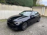 BMW 320d M-Felgen, M-Lenkrad, Driving Assi., Live Co - BMW 320: Standheizung