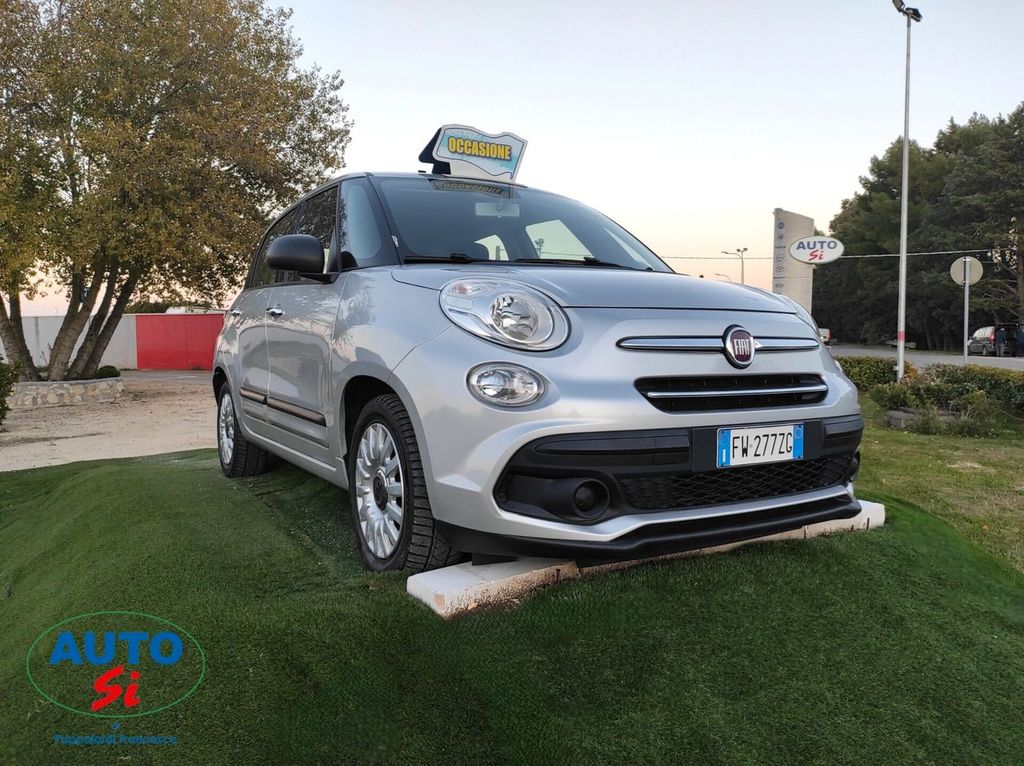 Image of Fiat 500L Urban