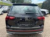 Volkswagen Tiguan 4Motion ALLRAD, NAVI, KAMERA, AHK - Volkswagen Tiguan mit Benzin-Antrieb: Automatik