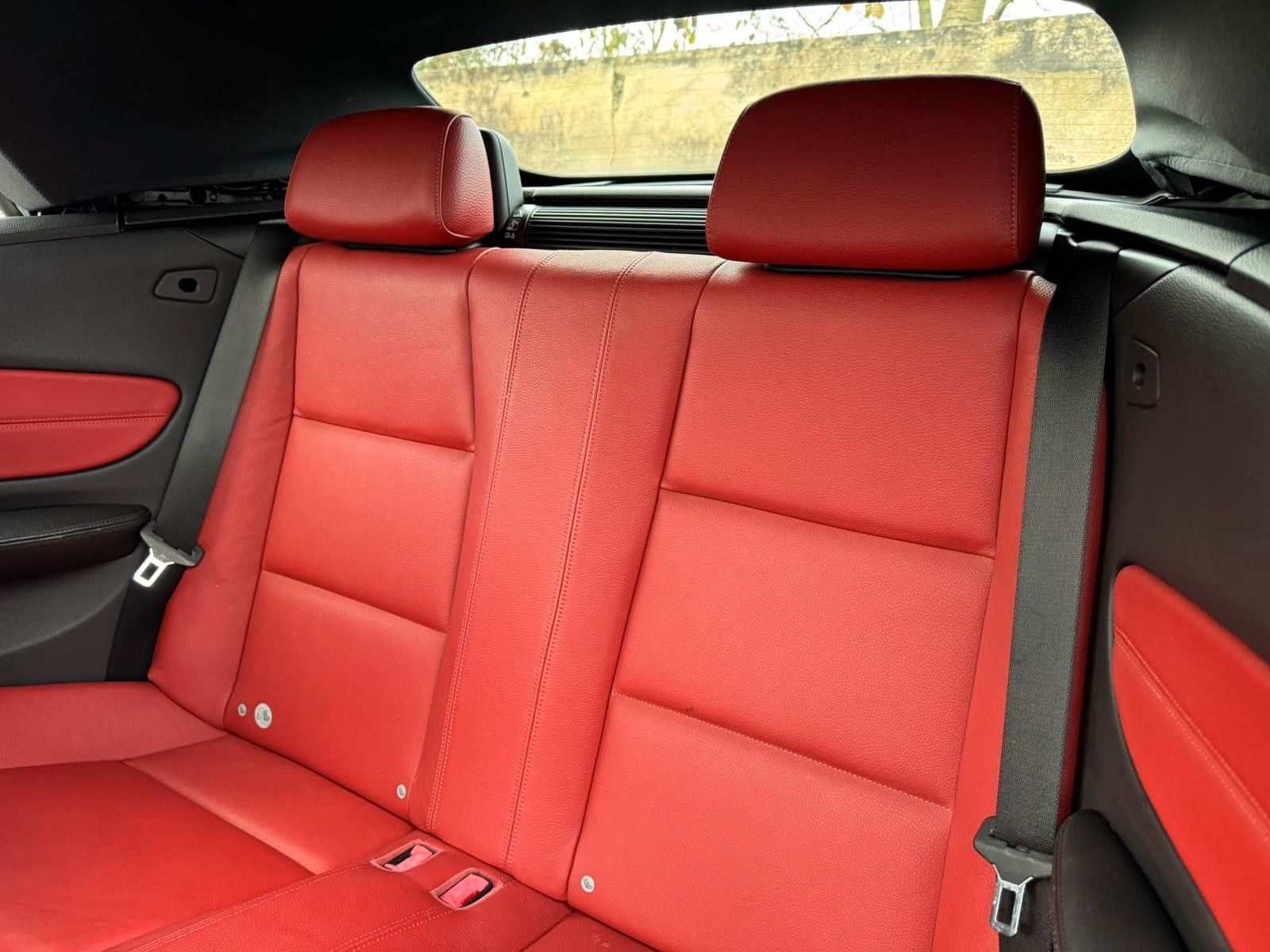 Fahrzeugabbildung BMW 120d Cabrio*PDC*