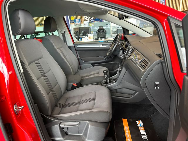 Volkswagen Golf  VII Allstar *LED*Navi*Kamera*AHK Schwenkb*