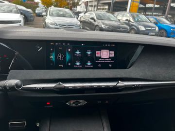 Bild 14 DS Automobiles DS4 DS 4 E-Tense Performance Line - Matrix | 360° K.