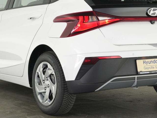 i20 FACELIFT SELECT+NAVI+RÜCKFAHRKAMERA+PARKPILO