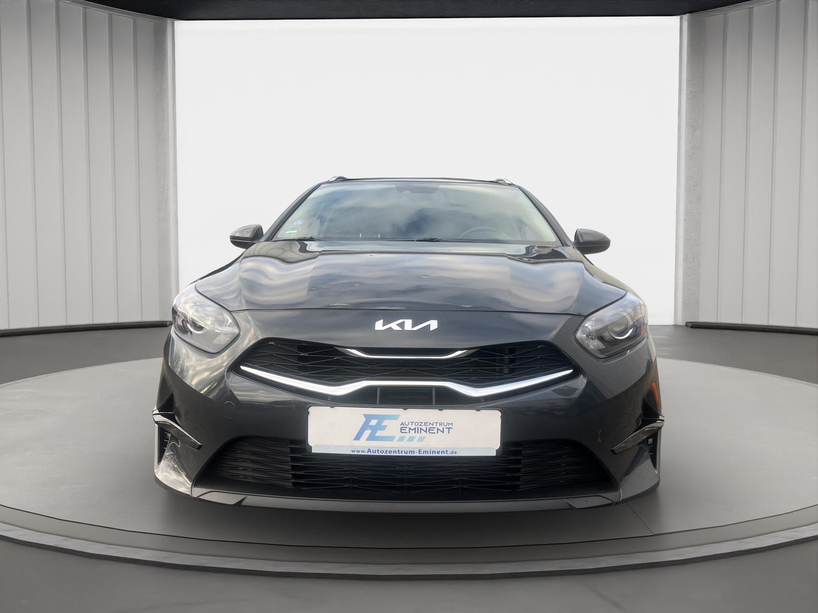 Kia Ceed SW 1.5 T-GDI SHZ KAMERA AHK LED