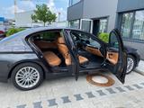 BMW 530i Sport Line/Standheizung/HUD/AHK/SHADOWN - BMW 530 Gebrauchtwagen in Frankfurt
