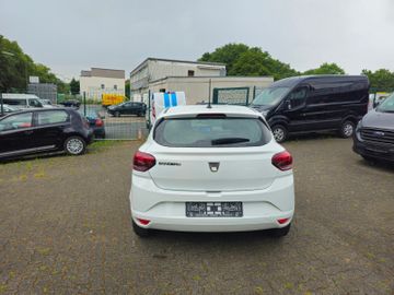 Dacia Sandero - 5