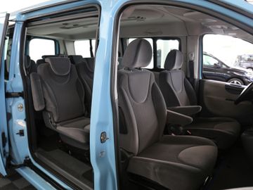 Peugeot Expert Tepee 2x TÜR L2H1 AUT KLIMA TEL 8SITZ AHK