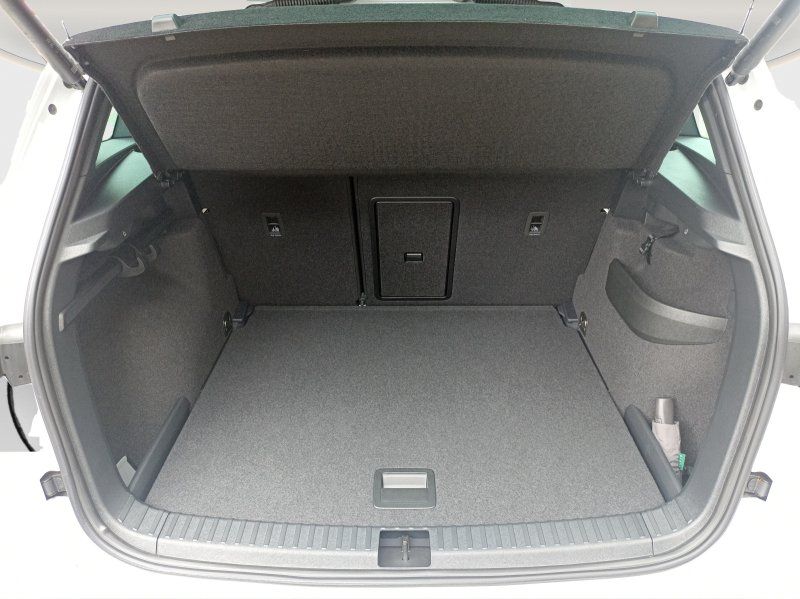 Fahrzeugabbildung SKODA Karoq 1.5 TSI DSG Sportline