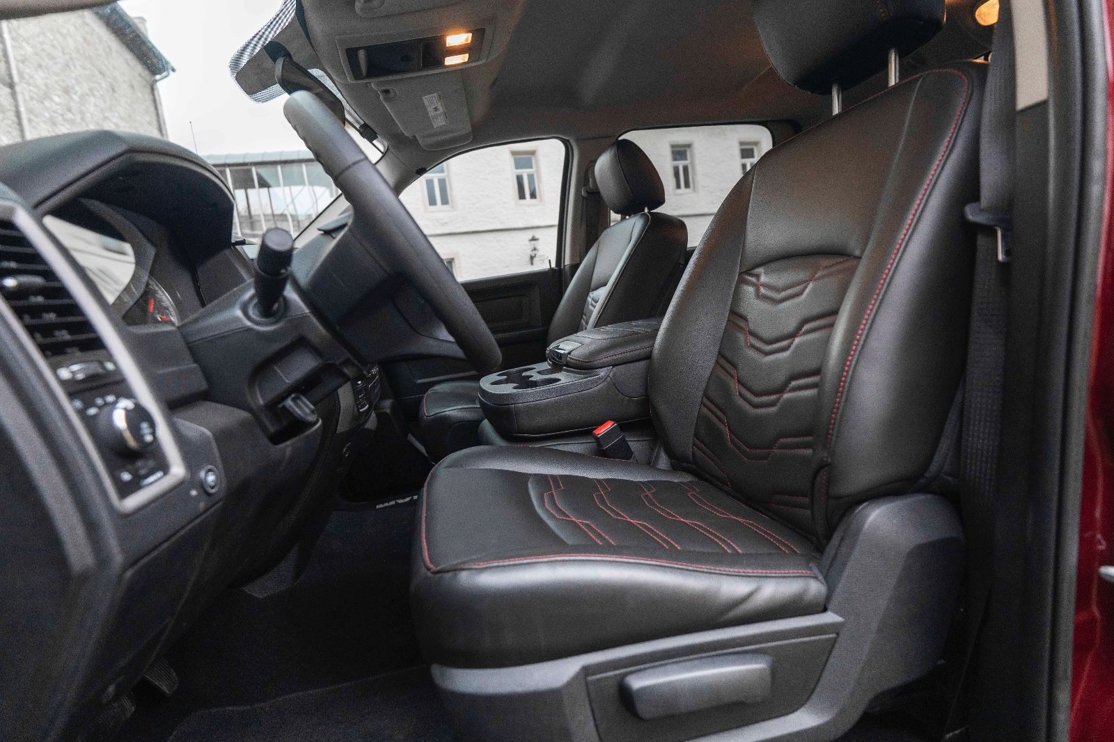 Fahrzeugabbildung Dodge RAM Classic Express 3,6L LPG AHK KAM BTH LEDER