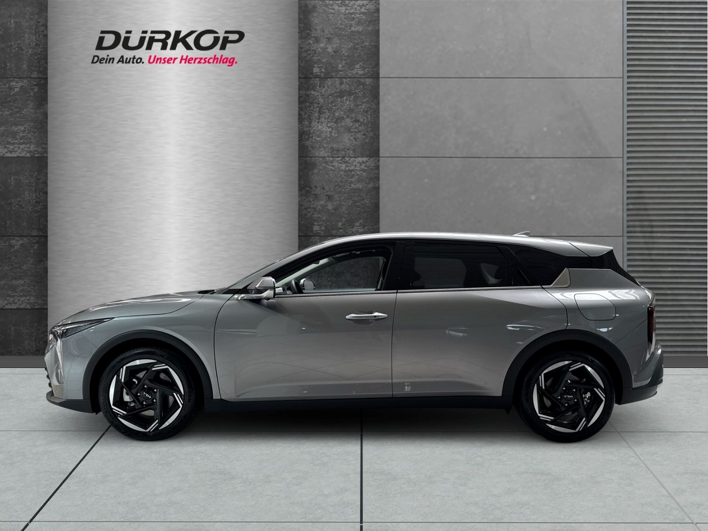 Kia K4 - Bild 2