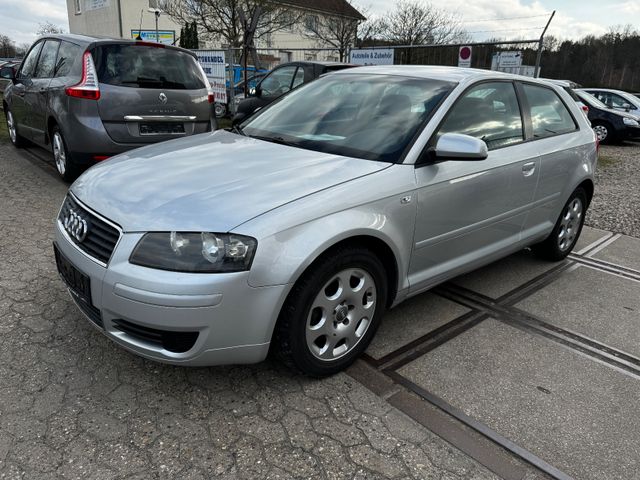 Audi A3 1.6 Attraction*SHZ*Klimatronic*ALU+Winterreif