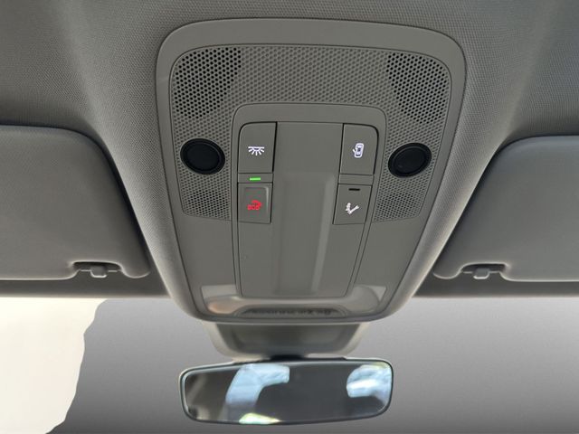 A1 Sportback 25 TFSI KAMERA+ALU+SH+VCP+PDC+RADIO
