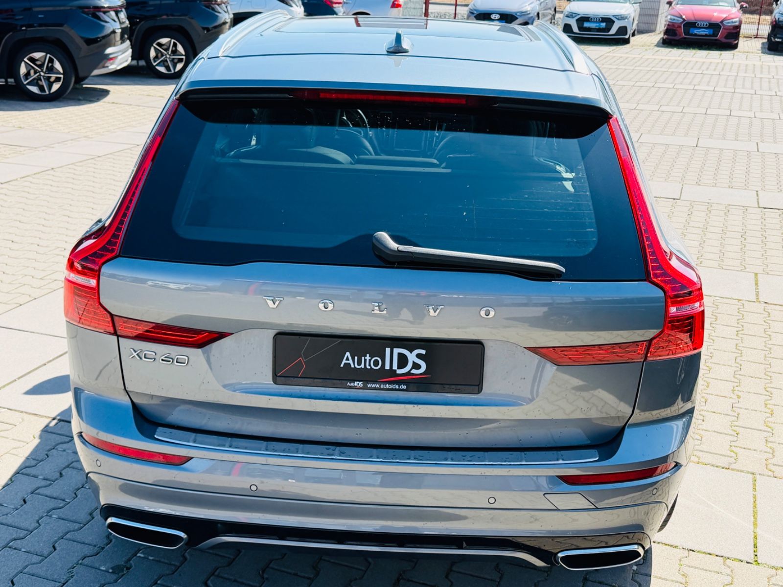 Volvo XC60 R Design AWD Aut.Pano.Navi.Garantie foto 7