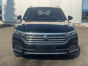 Volkswagen Touareg - 2