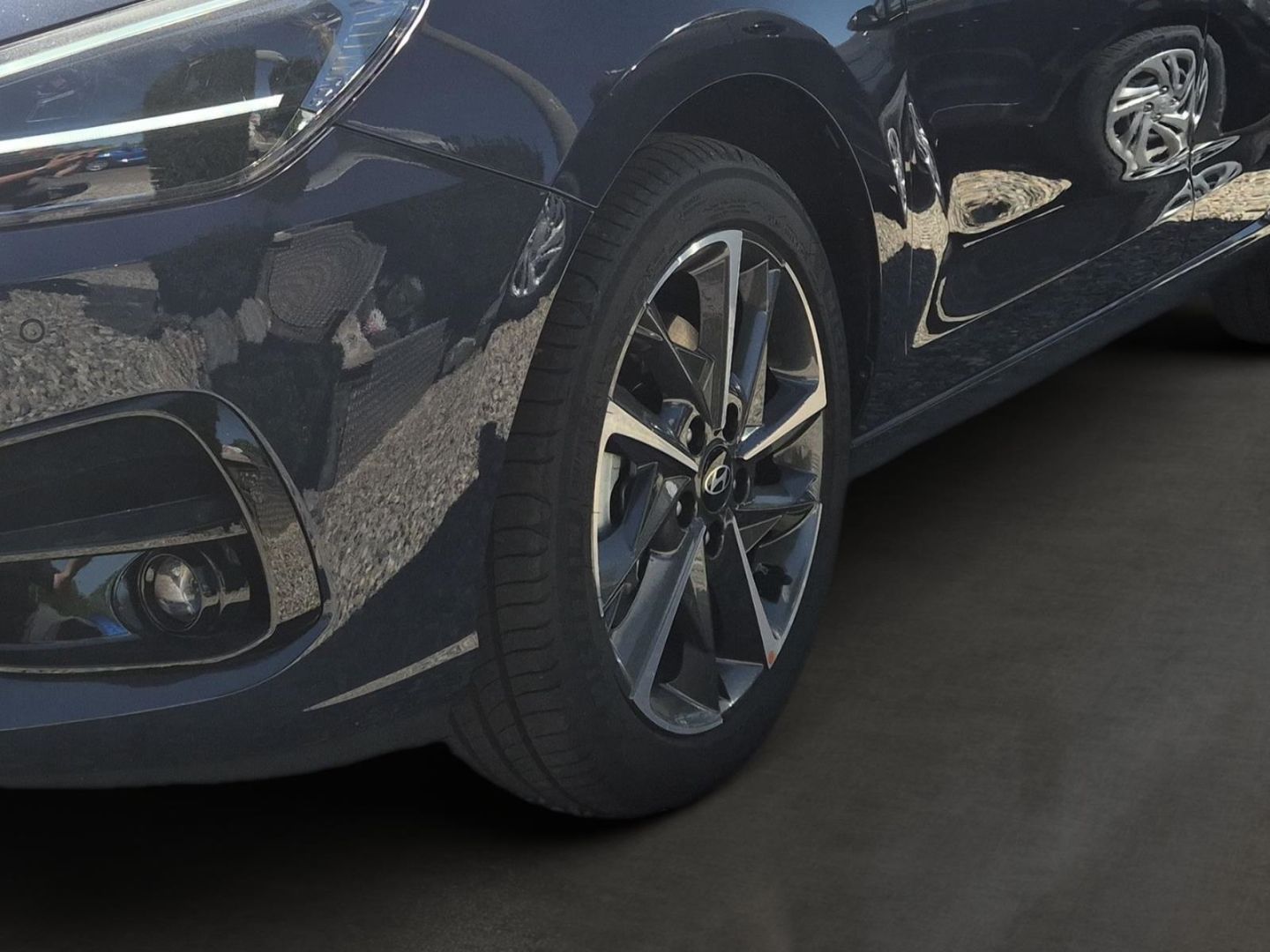 Fahrzeugabbildung Hyundai i30 cw Advantage Mild-Hybrid El. Panodach Navi D