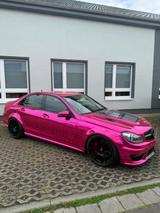 Mercedes-Benz C 63 AMG AMG  - rote Mercedes-Benz C 63 AMG