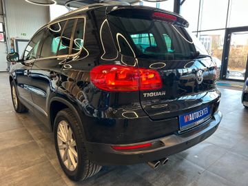 Volkswagen Tiguan Sport & Style 4Motion *BiXenon*Navi*AHK*