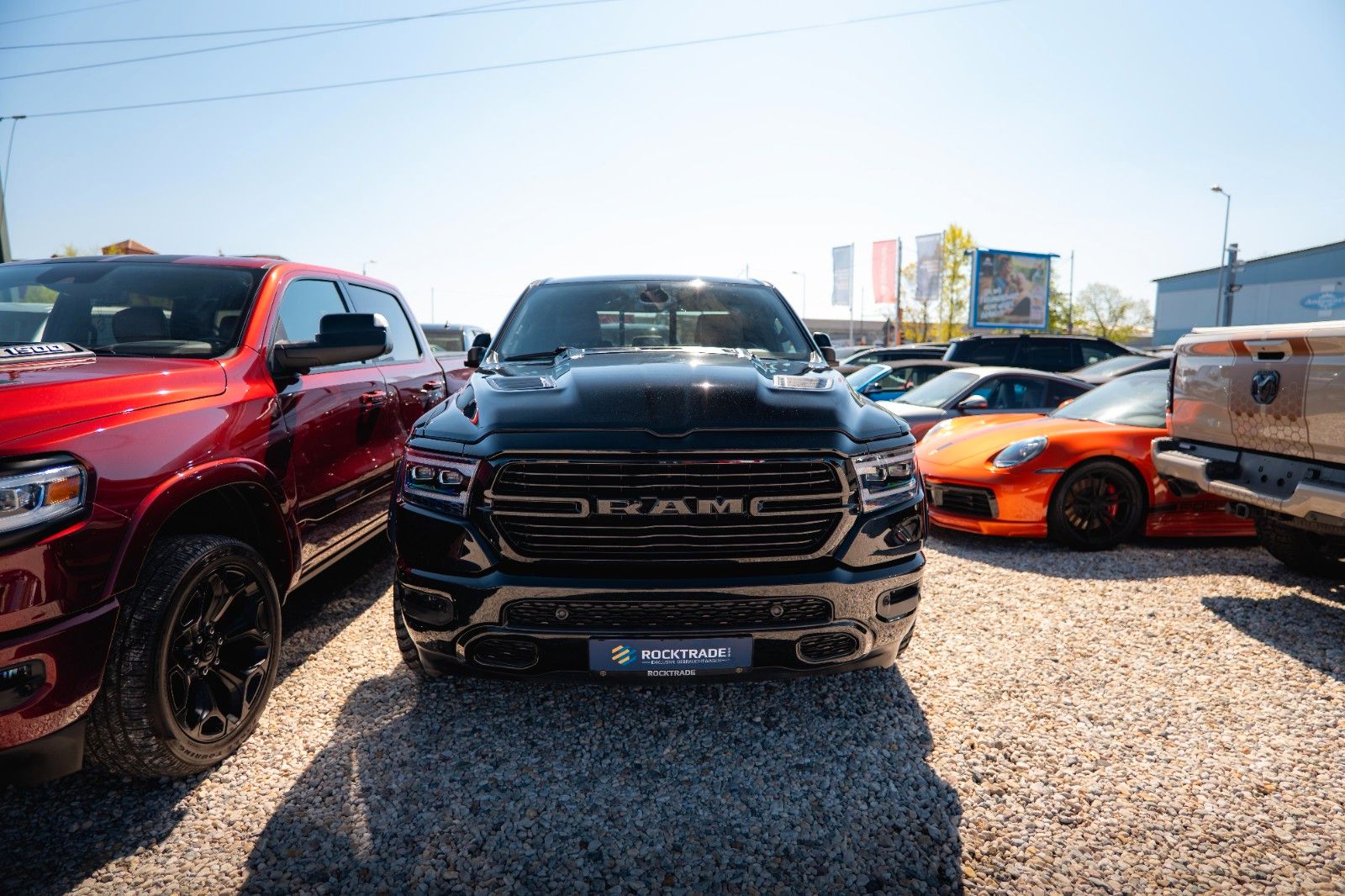 Fahrzeugabbildung Dodge RAM 5.7 V8 HEMI 4x4 Night LARAMIE LONGBED 19%