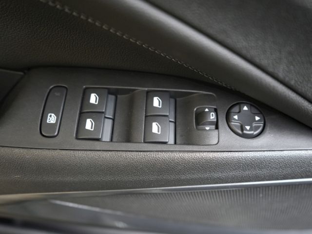 Crossland ELEGANCE PAKET AT+LED+NAVI+RÜCKFAHRKAM