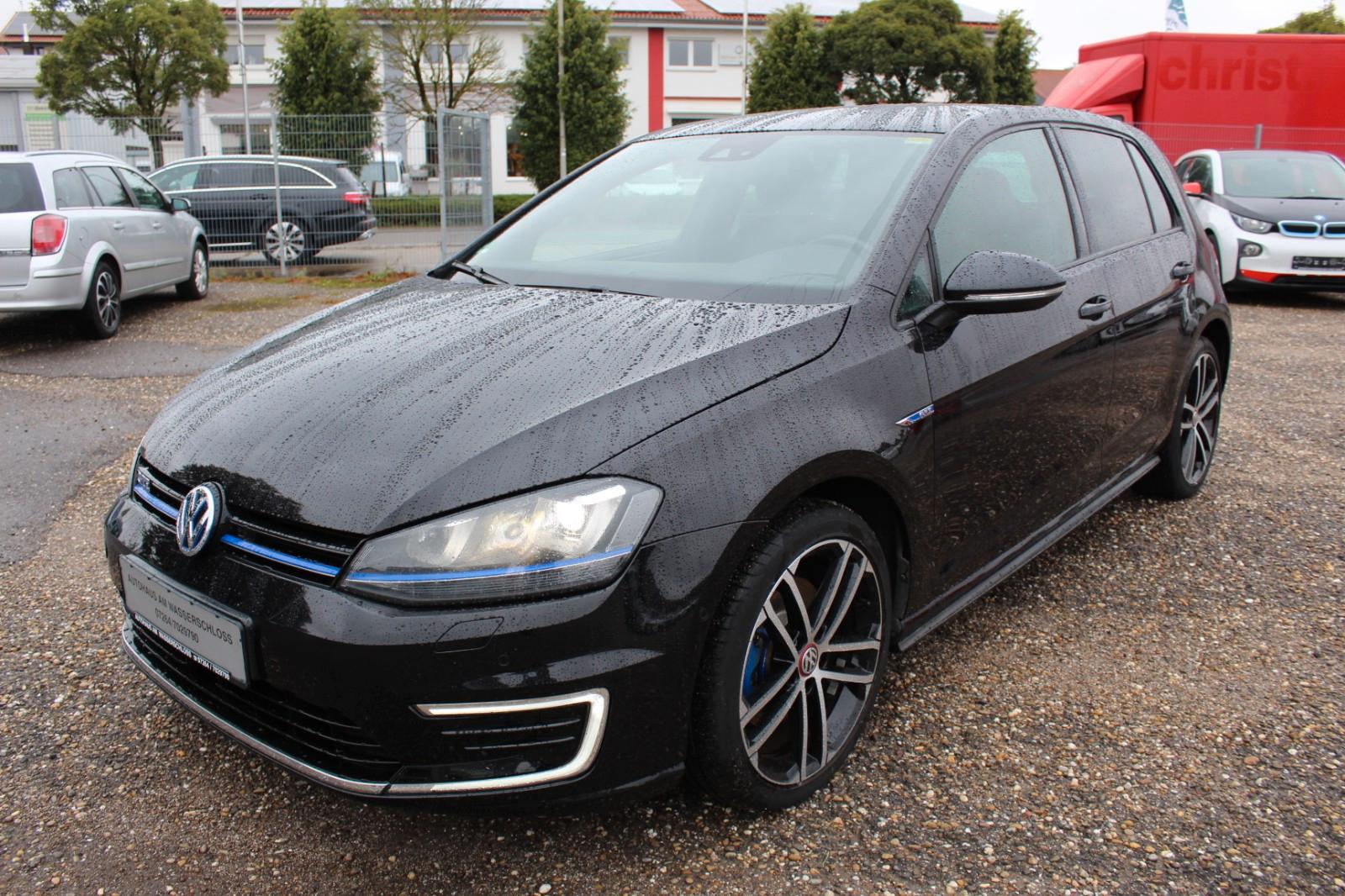Volkswagen Golf VII Lim. GTE*ORIGINAL 12656km*1.Hd.*akt.Par