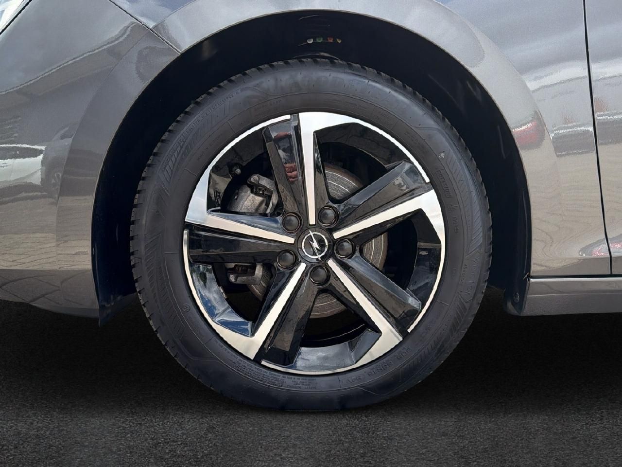 Fahrzeugabbildung Opel Astra L Sports Tourer Edition