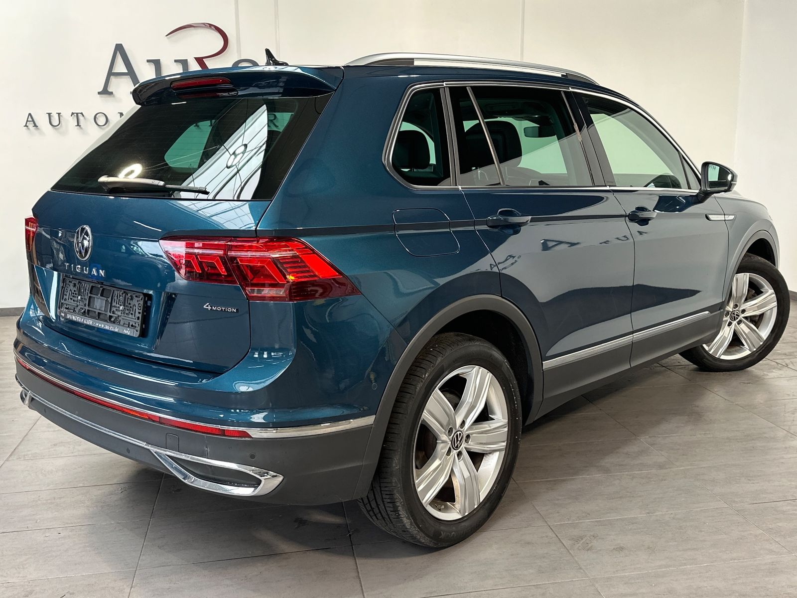 Fahrzeugabbildung Volkswagen Tiguan 2.0 TDI 4M DSG Elegance NAV+MATRIX