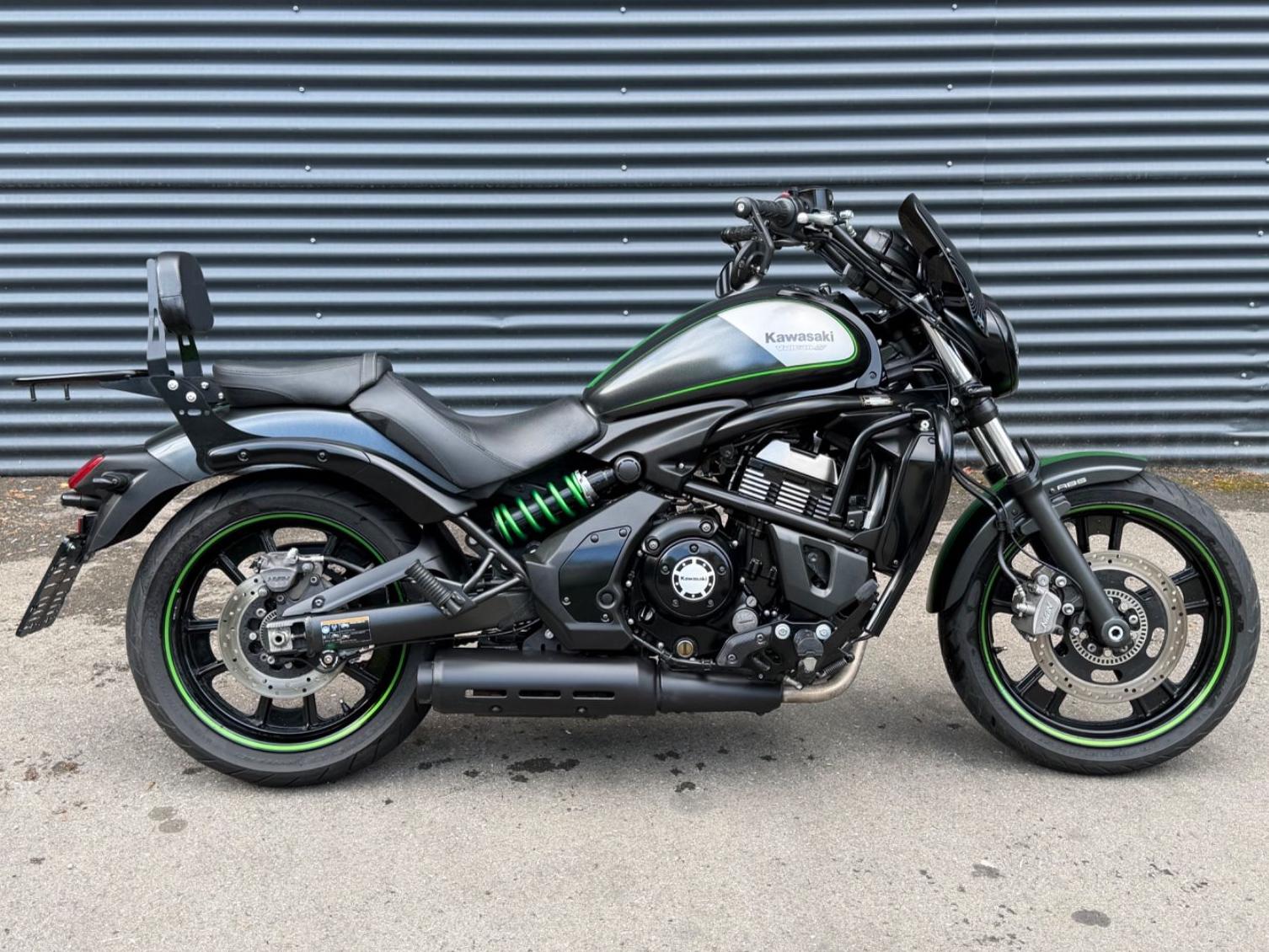 Kawasaki Vulcan S *WINDSCHILD * STURZBÜGEL* USB*