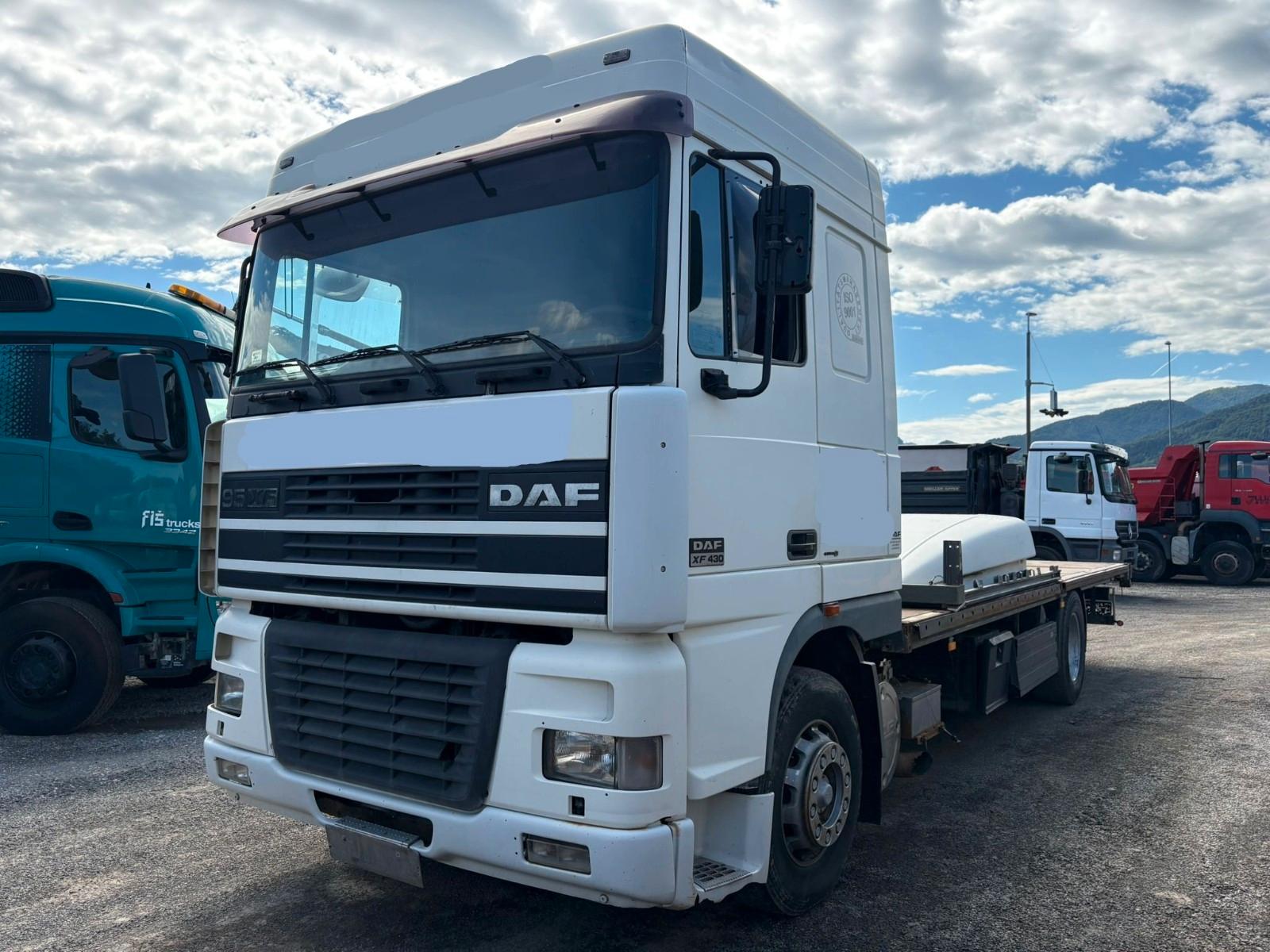 DAF 95.430 4X2 STAKE BODY