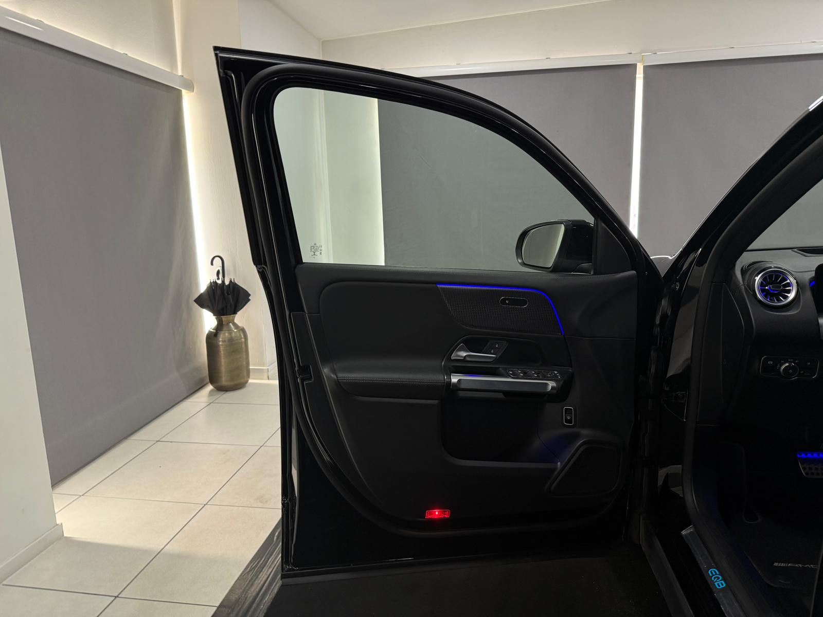 Mercedes-Benz EQB 250 AMG-LINE 7-SITZER HUD LEDER KAMERA LED foto 10