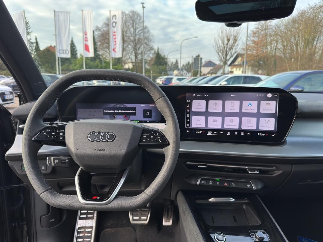 Fahrzeugabbildung Audi Q3 SUV e-hybrid Q3 e-hybrid 200 kW S tronic, Mat