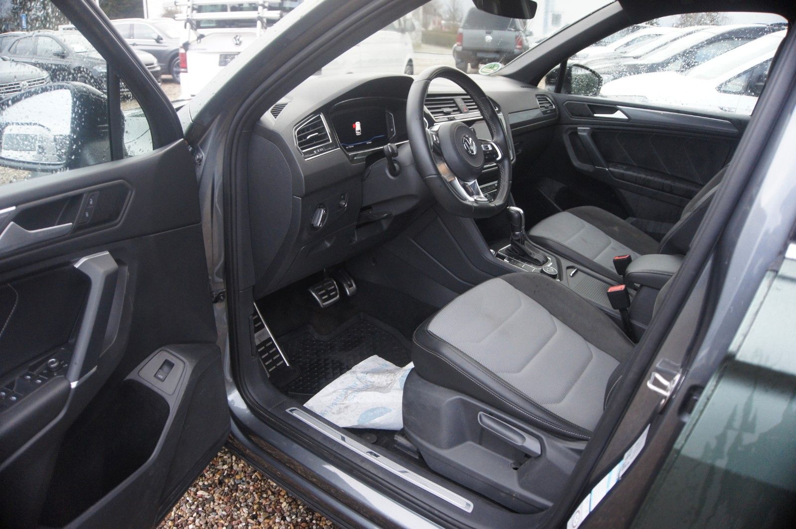 Fahrzeugabbildung Volkswagen Tiguan Allspace Highline 4Motion  AHK, Alu, Pano