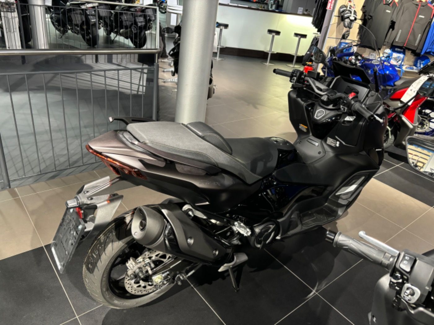 Fahrzeugabbildung Yamaha TMax 560 Techmax Modell 2023 Tageszulassung