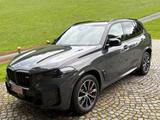 BMW X5 M60i XDRIVE Pano Standhzg HK AHK Siztbelüft. - gebrauchte BMW X5 M60 aus dem Jahr 2024