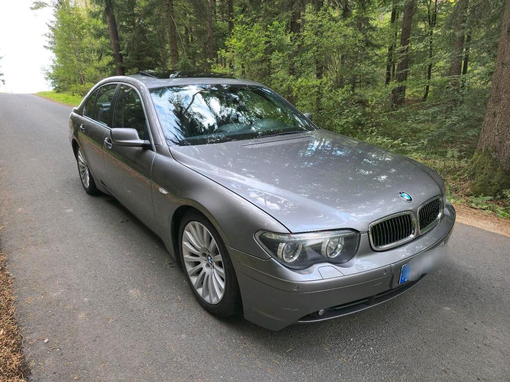 BMW 730