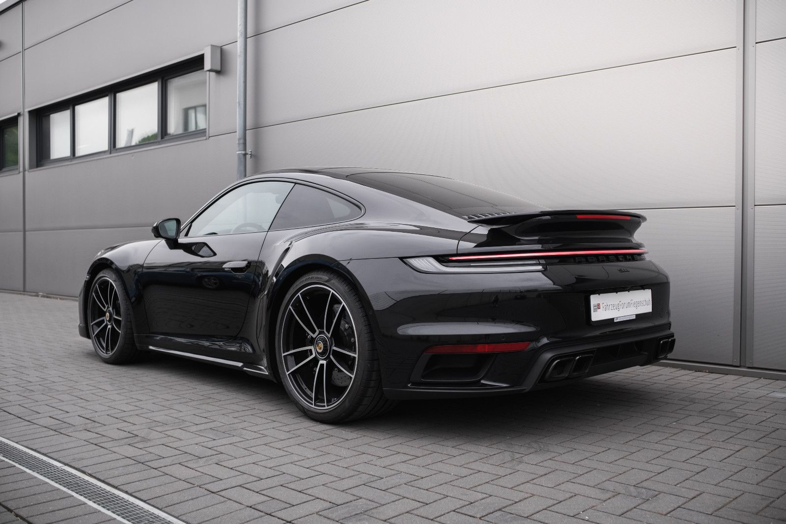 Fahrzeugabbildung Porsche 992/911 Turbo S-Heritage Paket-Nachtsicht-LED