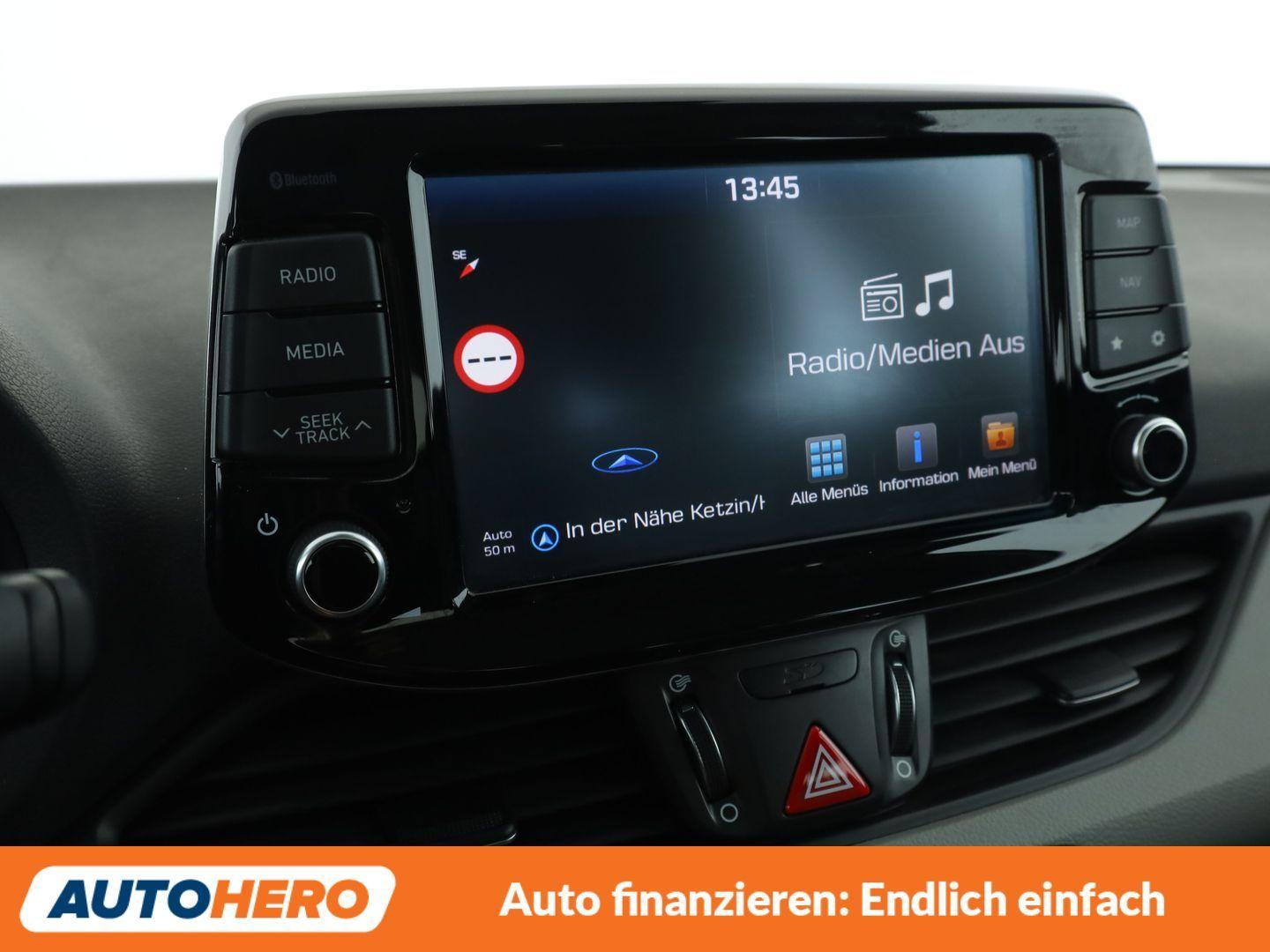 Hyundai i30 1.4 TGDI Trend Aut*NAVI*LED*TEMPO*CAM*PDC*