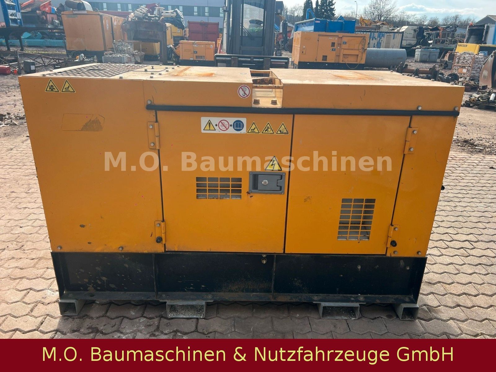 Fahrzeugabbildung Andere Denyo 30 KVA / Generator /