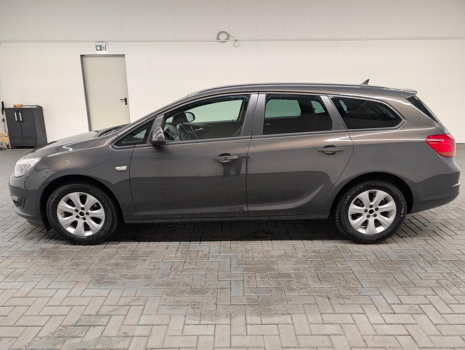 Opel Astra J ST Edition Für Gewerbe, Ex-/Import