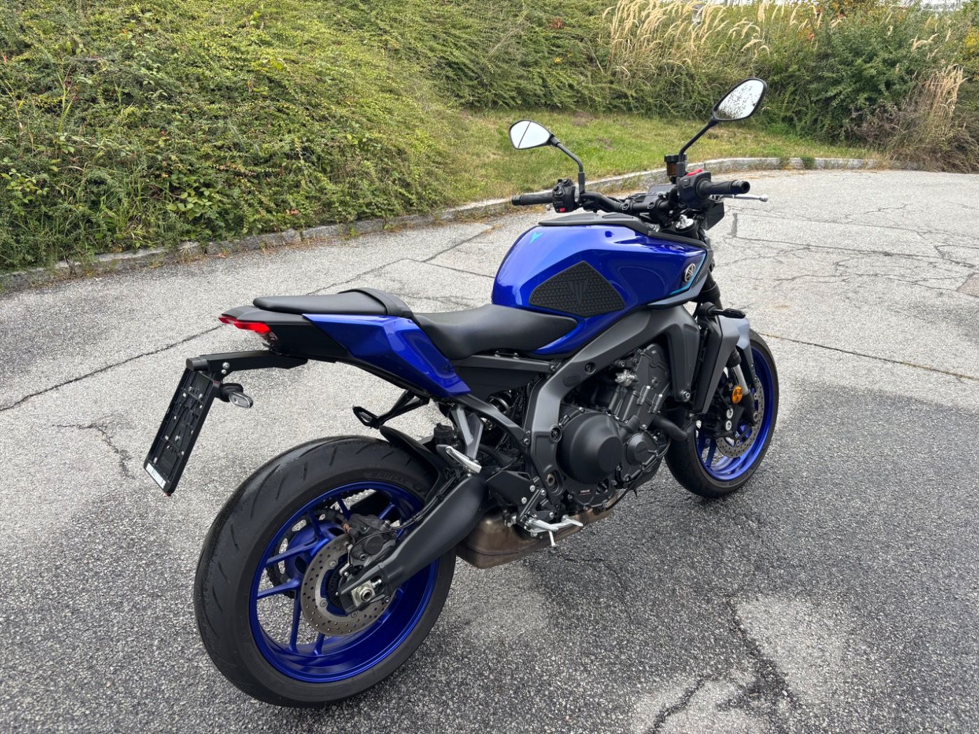 Fahrzeugabbildung Yamaha MT 09 ABS aus erster Hand