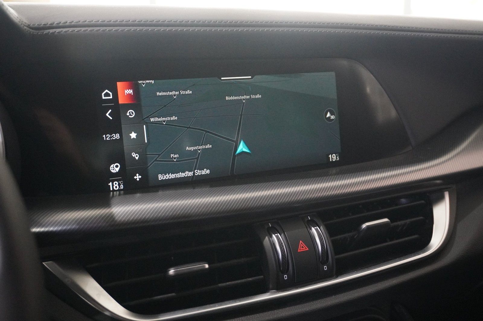 Fahrzeugabbildung Alfa Romeo Stelvio 2.2D VELOCE Q4 NAVI/LED/KAMERA/MATRIX/SH