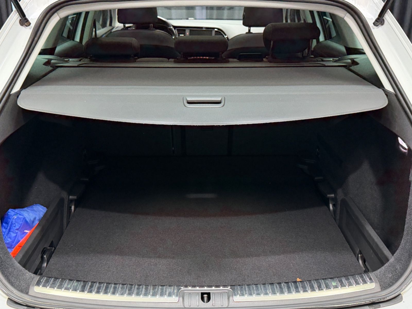 Fahrzeugabbildung SEAT Leon ST FR |RF-CAM|2.HAND