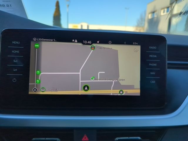 Fahrzeugabbildung SKODA Kamiq 1.0 TSI DSG Drive NAV PDC