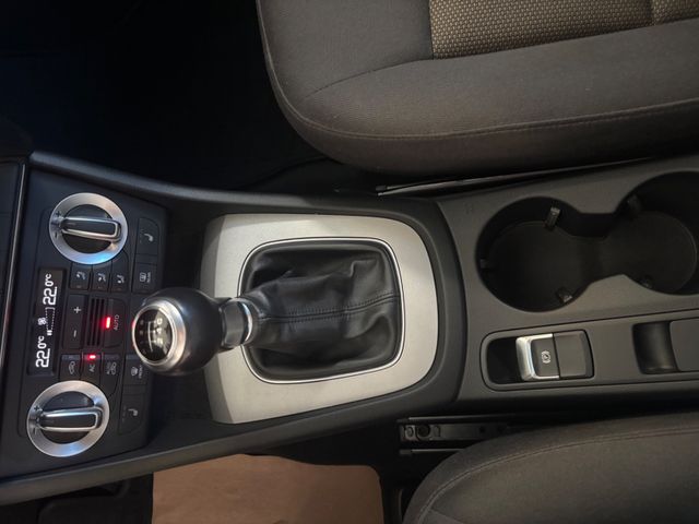 Q3 2.0 TFSI quattro *AHK*SH*Navi*PDC*